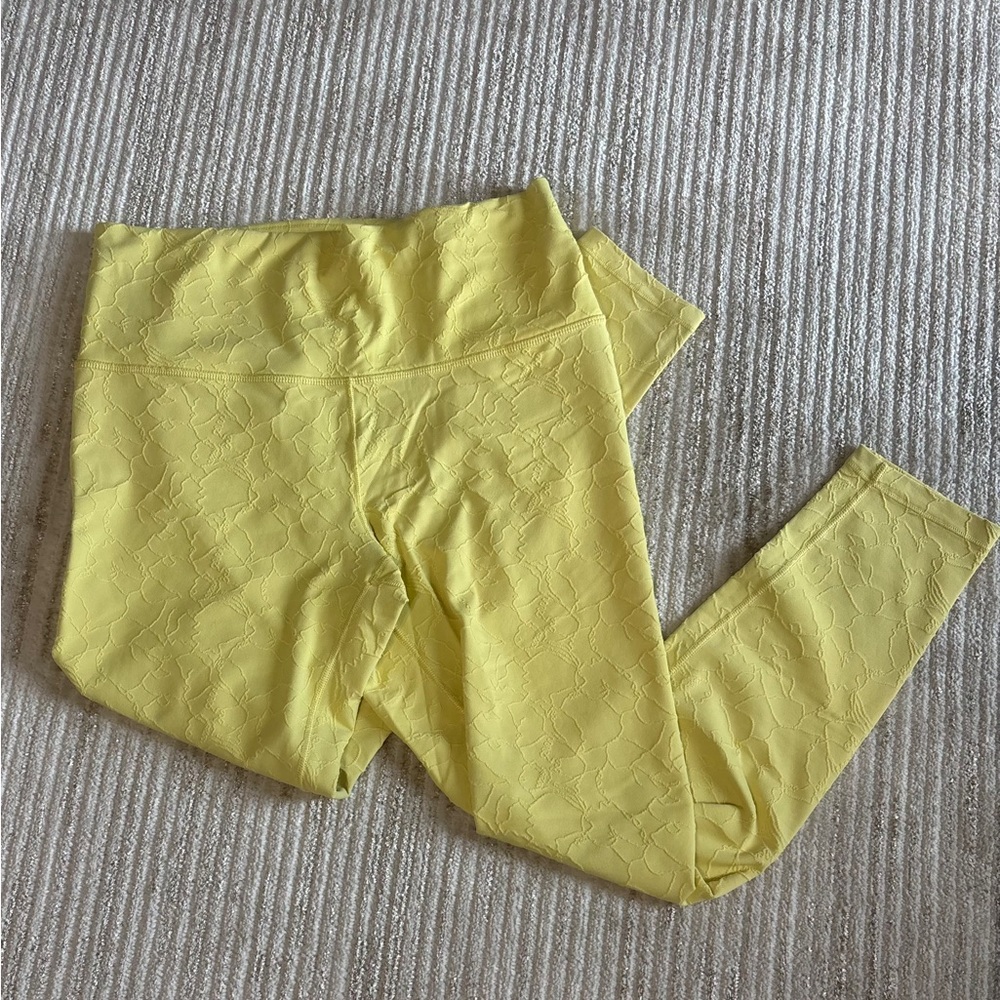 Calia by Carrie Underwood High Rise 7/8 Yellow Leggings with Texture Size Large